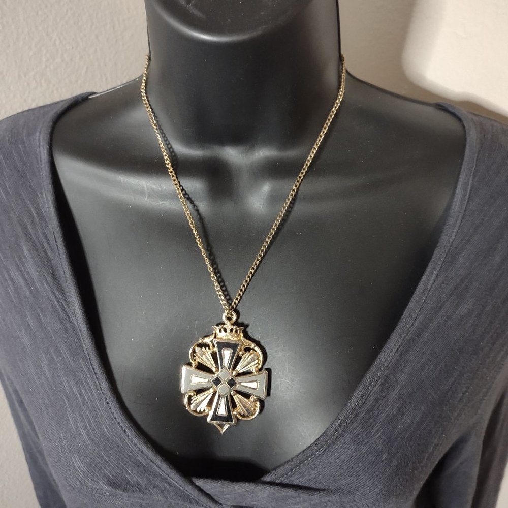 18 Inch Gray, Black, And Gold Tone Cross Necklace